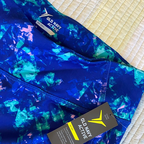 Old Navy Active Capri New Large leggings - Picture 2 of 2